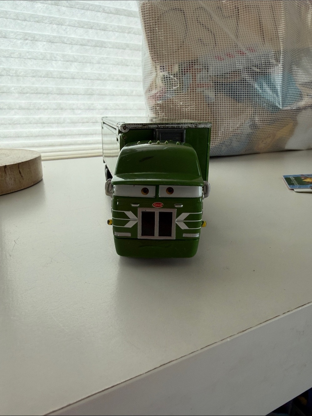 Die-Cast Cars Truck Gil Hauler